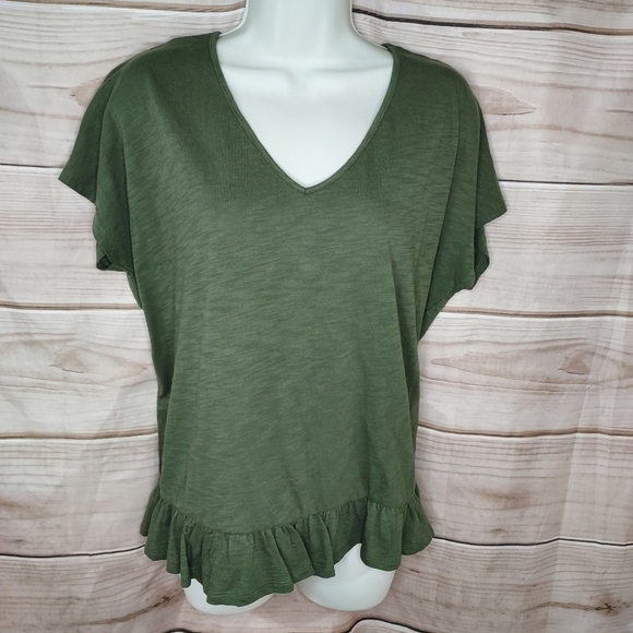 GAP t-shirts scoop neck purple orchid, grey camo, vneck army green M L lot of 3 - Picture 10 of 16